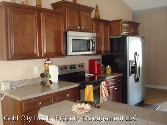5th image of 433 Cabernet Dr