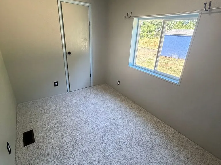 34125 E Lacomb Rd — Photo 31