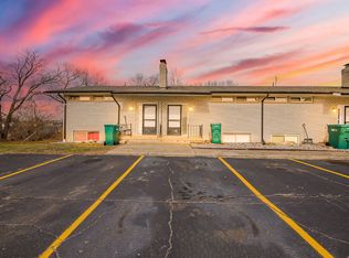178 Summit View Ct, White Lake, MI 48386