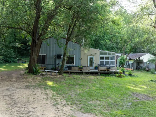 1015 Thome Rd, Albany, IL 61230