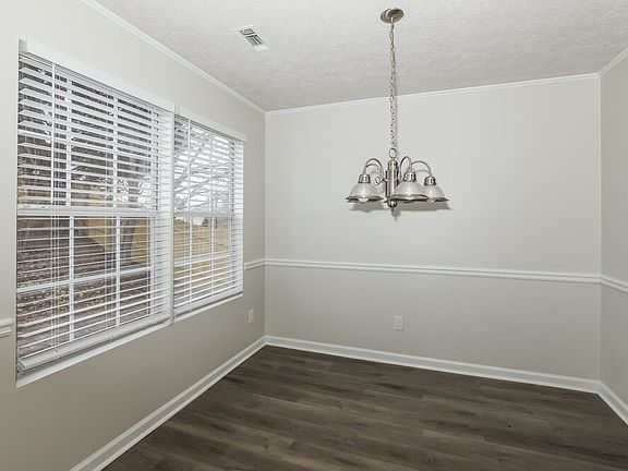 5th image of 93 Gleneagles Way