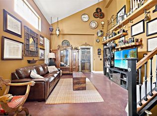 29643 Nandina Dr, Escondido, CA 92026