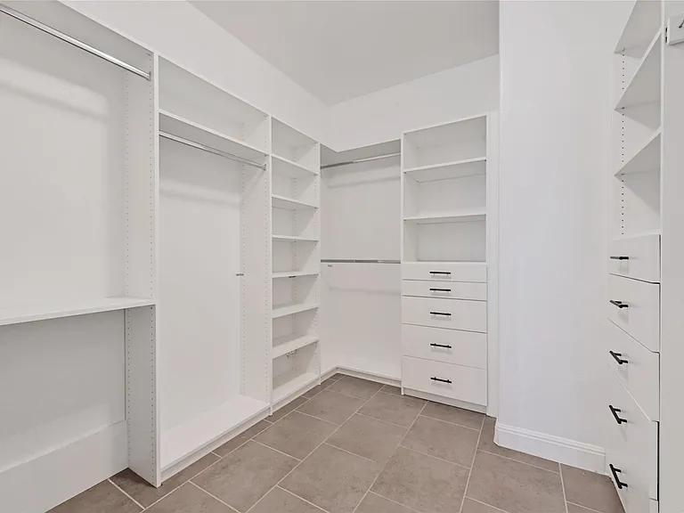 1320 Goldilocks Ln — Photo 18