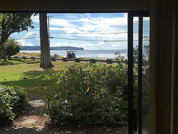 3rd image of 7806 Birch Bay Dr APT 405