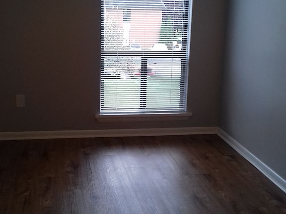 4th image of 900 College Park Dr APT 5