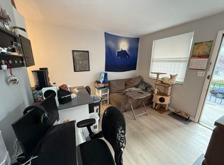 156 W 8th Ave APT E, Columbus, OH 43201