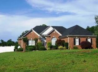 175 Rogers Commerce Blvd, Boiling Springs, SC 29316