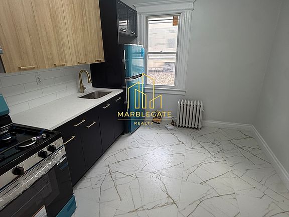 2nd image of 539 Scotland Rd #22