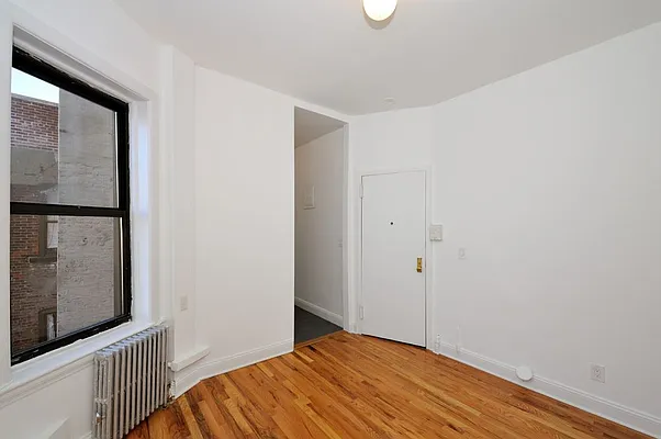 Rented by Aether Property Group | media 11