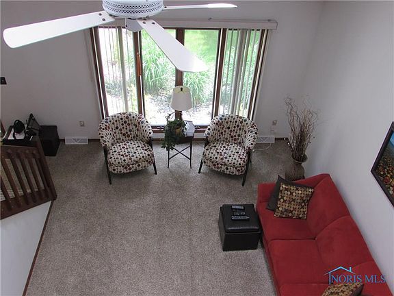 5th image of 11 Gatewood Dr