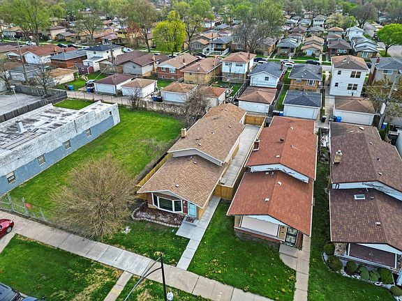 2nd image of 11649 S Ashland Ave