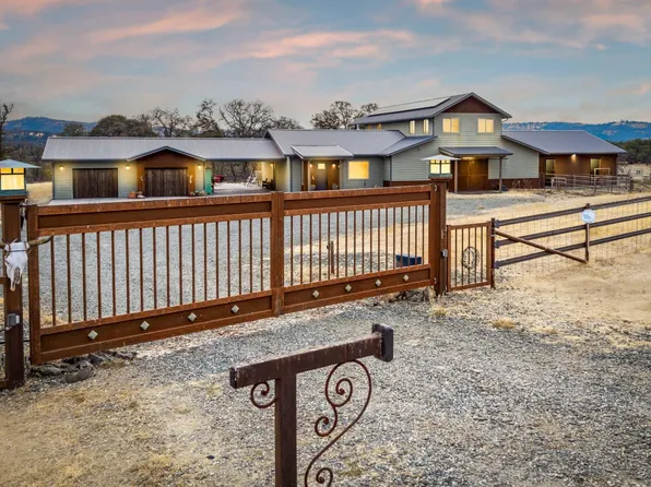 8813 Hayes Ln, Smartsville, CA 95977