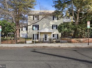 2021 Tunlaw Rd NW, Washington, DC 20007