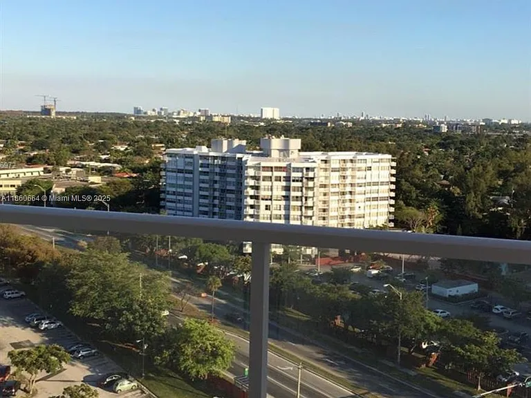 1301 NE Miami Gardens Dr #1625W — Photo 19