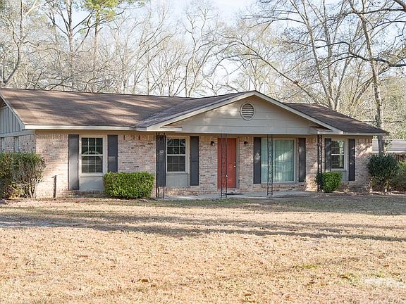 2nd image of 3914 Blue Gill Cir