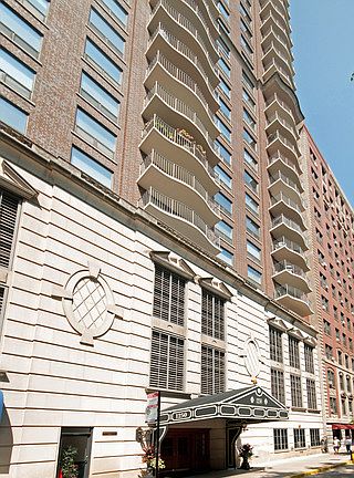 2nd image of 1250 N Dearborn Pkwy #15C