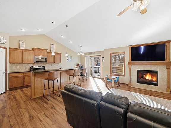 4th image of 4400 SW 29th St