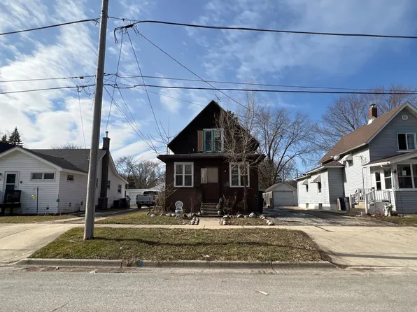 468 Gertrude St, Elgin, IL 60123