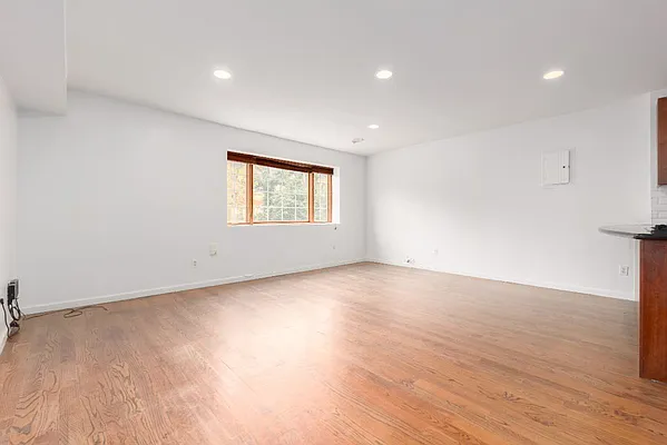 Rented by Keyo  | media 8