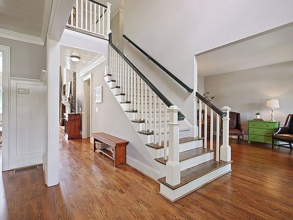 3rd image of 114 River Sound Ln