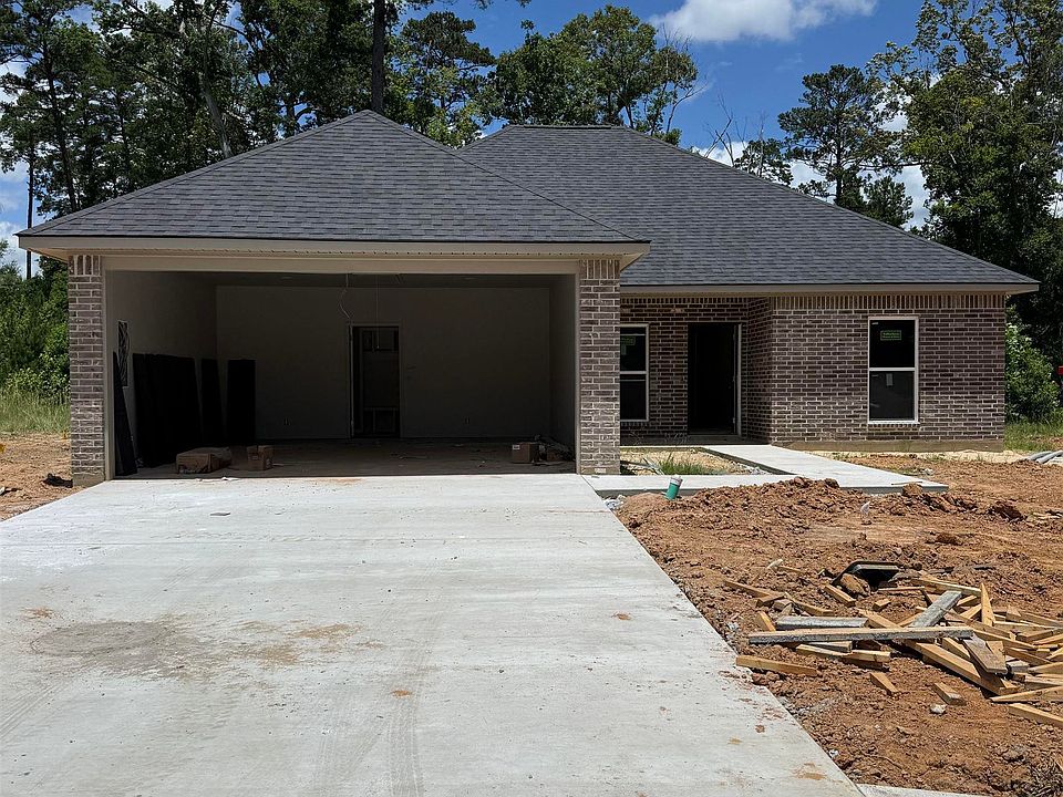 1st image of 3000 Sequoia Ave