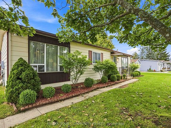 4th image of 97 Damsel Cir
