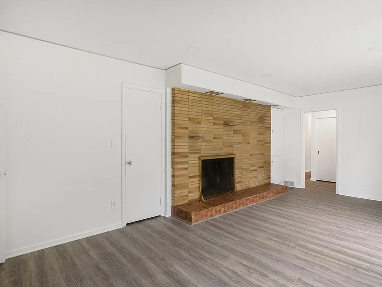 4845 Keithdale Ln — Photo 8