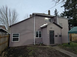 141 Milton St #1/2, Lebanon, OR 97355