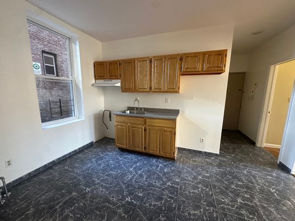 (undisclosed Address)