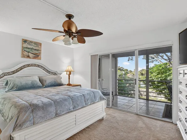 3524 Via Poinciana #303, Greenacres, FL 33467