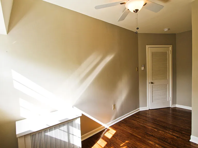 346 E Meehan Ave — Photo 24