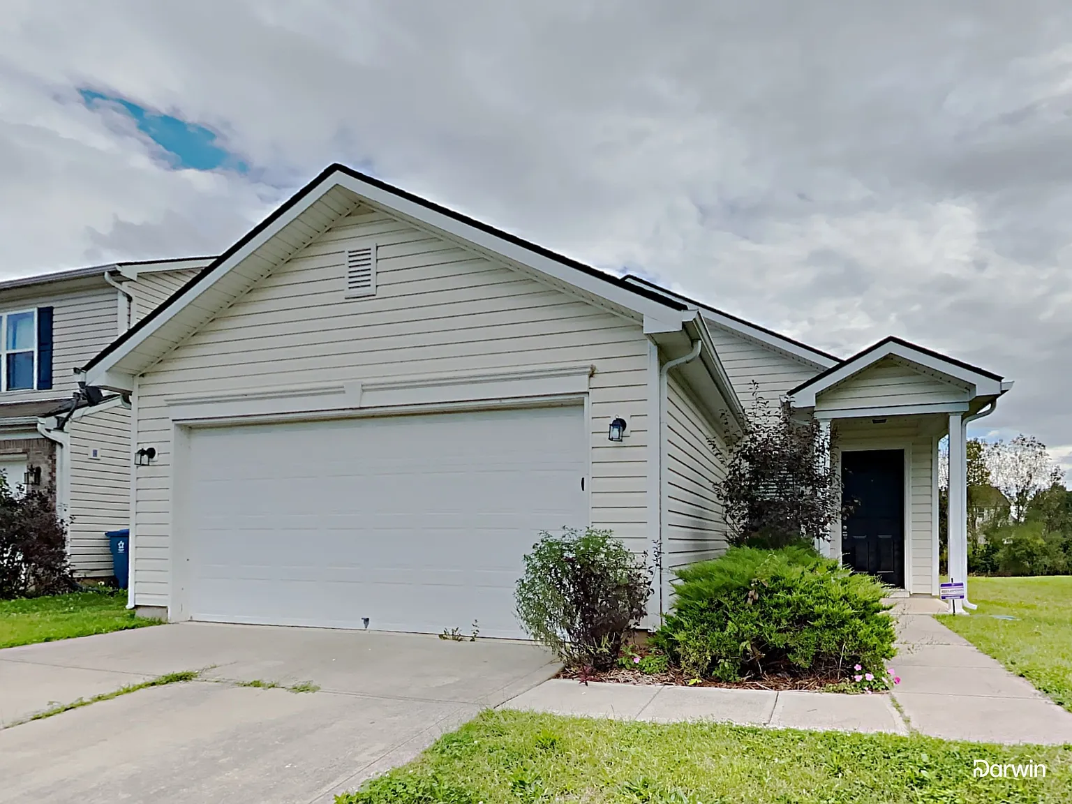 3 bed, 2.0 bath, 1220 sqft, $1,895 — Photo 1