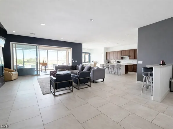 11386 Villa Bellagio Dr, Las Vegas, NV 89141