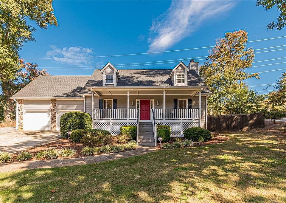 1st image of 1981 Oak Village Ln