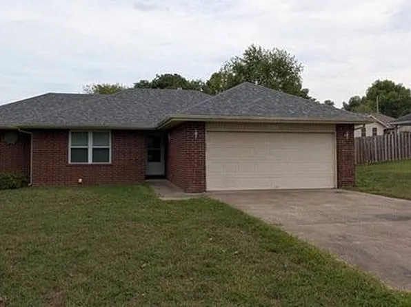 404 Kadee Dr, Crane, MO 65633