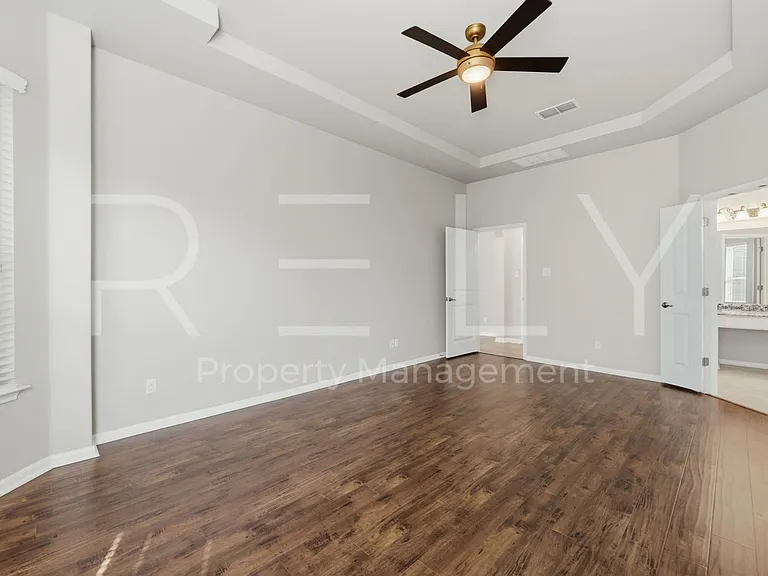227 Choke Canyon Ln — Photo 22