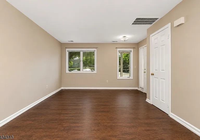 13 Augusta Dr — Photo 4
