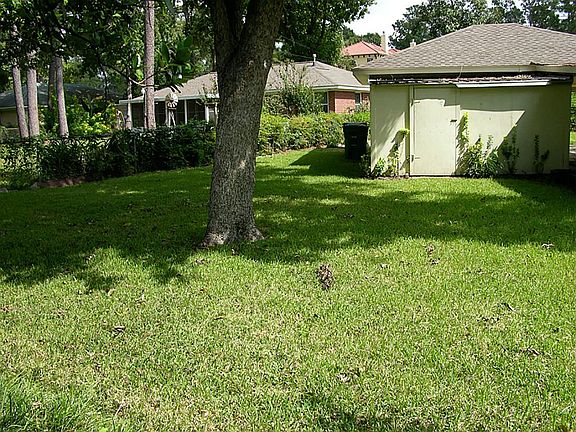 5th image of 1239 Antoine Dr