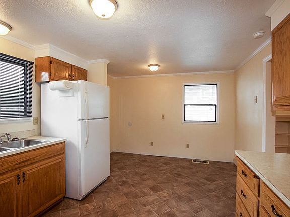 5th image of 4311 Fawcett Ave