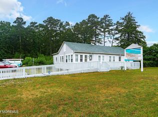 471 Main St, West Creek, NJ 08092