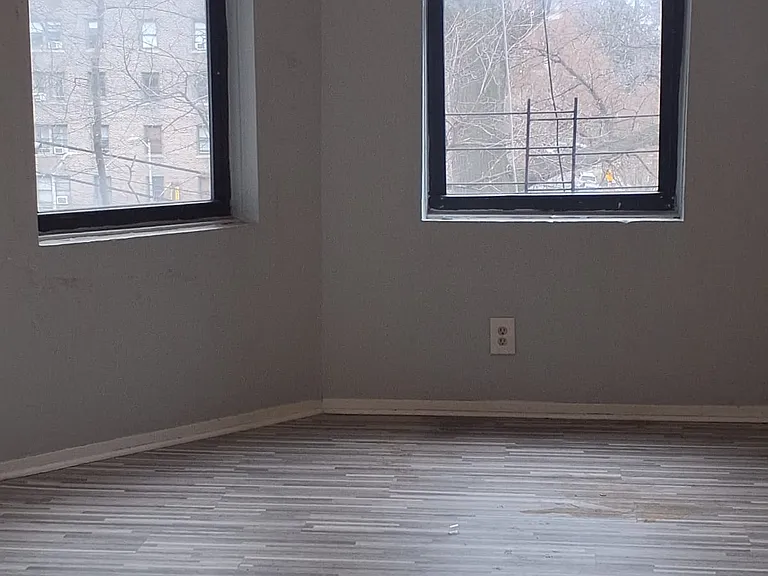 85 Bruce Ave #2S — Photo 7
