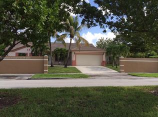 13811 SW 180th St, Miami, FL 33177