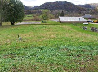 406 McCormick Pl, Chaseburg, WI 54621