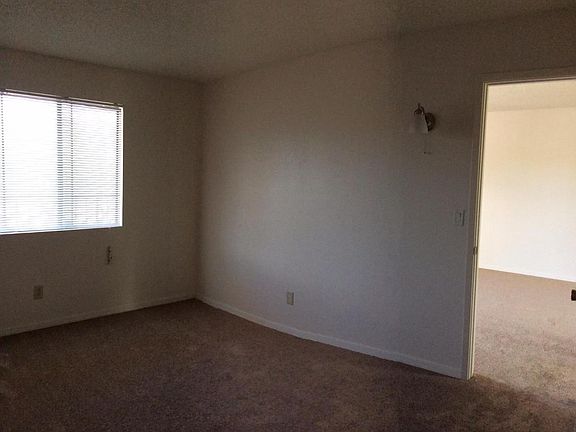 5th image of 2818 N Tucson Blvd APT 101