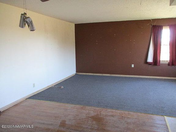 3rd image of 68961 340th St