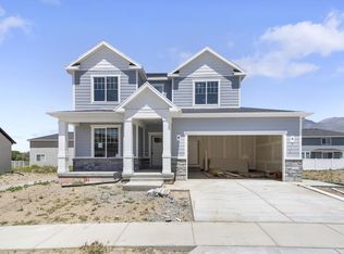 2152 W Pinnacle Ave, Mapleton, UT 84664