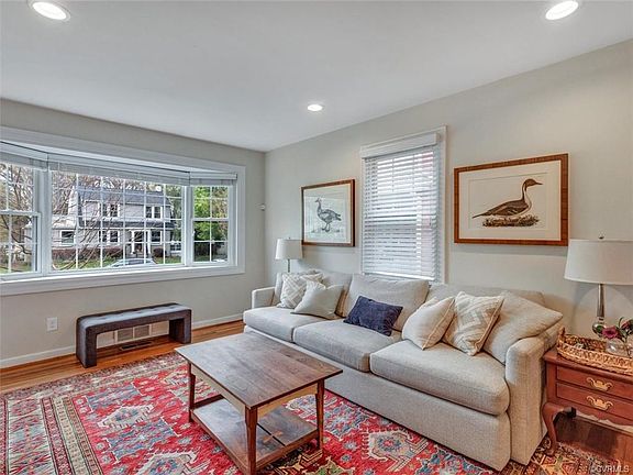 5th image of 4707 Kensington Ave