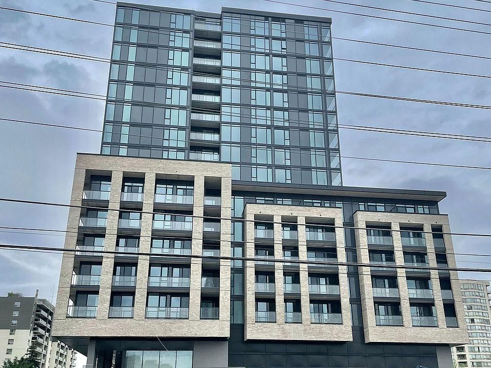 1st image of 86 Dundas St E #302