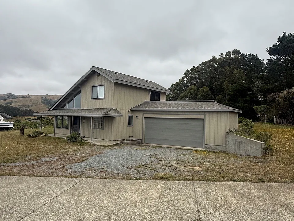 457 Los Santos Dr