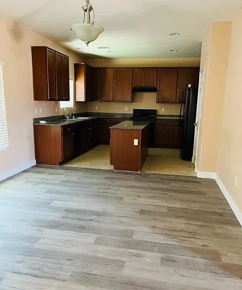 5722 S Tioga Way — Photo 4